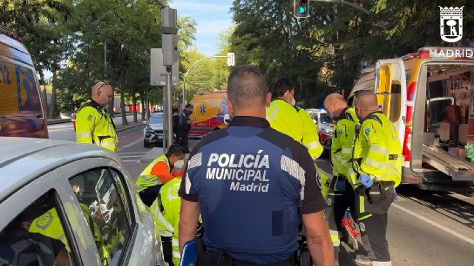 Herido grave un hombre de 82 años atropellado en el madrileño paseo de