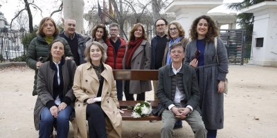 ramon-lobo-jose-lucas-y-maria-jimenez-entre-las-personalidades-homenajeadas-en-los-bancos-del-parque-del-retiro