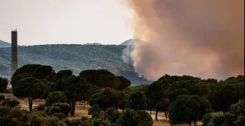 frentes-incendio-san-martin-valdeiglesias-cruza-embalse-san
