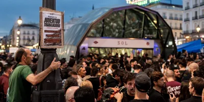 comunidad-tacha-acampada-sol-totalmente-anarquica-lamenta