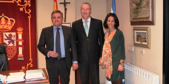 El Ayuntamiento de Majadahonda y las urbanizaciones afianzan su compromiso de colaboración