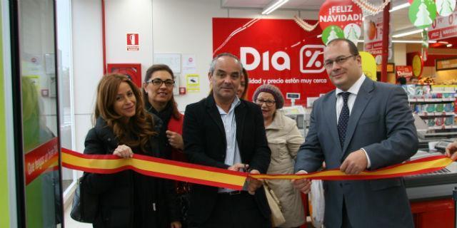 El nuevo DIA crea diez puestos de trabajo en Sevilla la Nueva