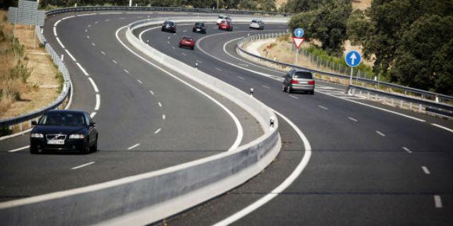 Dos ciclistas y un motorista resultan heridos en un accidente en Villaviciosa