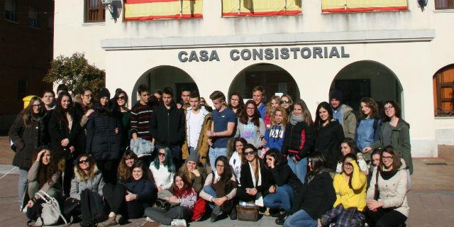 Una veintena de estudiantes italianos visitan Sevilla la Nueva en un intercambio cultural