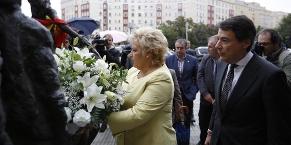 González y Pedraza rinden homenaje a las víctimas del terrorismo