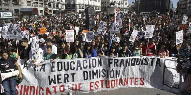 UGT amenaza con trasladar las protestas de la Puerta del Sol a la plaza de Cibeles