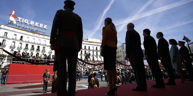 Cifuentes no se plantea "otra cosa que no sea continuar en la Delegación del Gobierno"