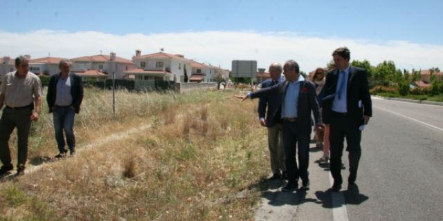 Mejoras en el asfalto de las carreteras de Sevilla la Nueva