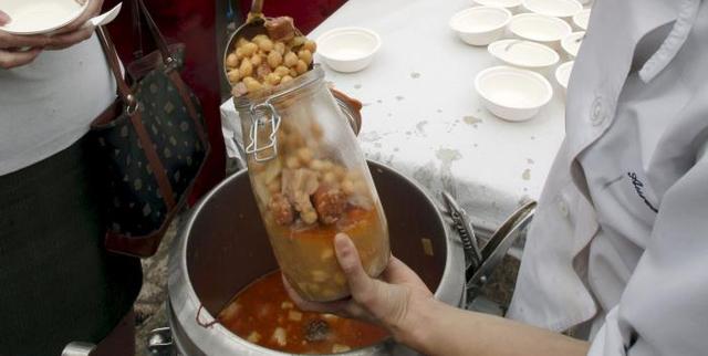 Los garbanzos madrileños se degustan en un vuelo a Berlín