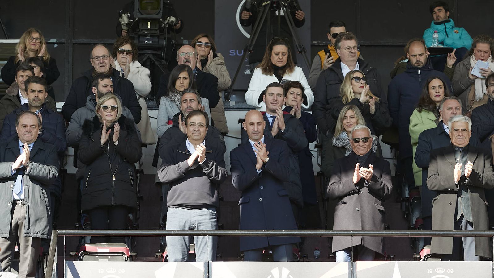  La AFE denuncia el "menosprecio" y la "discriminación" de la RFEF contra las jugadoras del Barça y la Real Sociedad