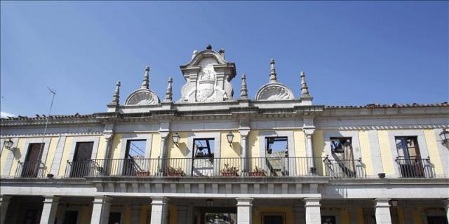 Brunete investirá al alcalde en la plaza Mayor tras el incendio del Ayuntamiento