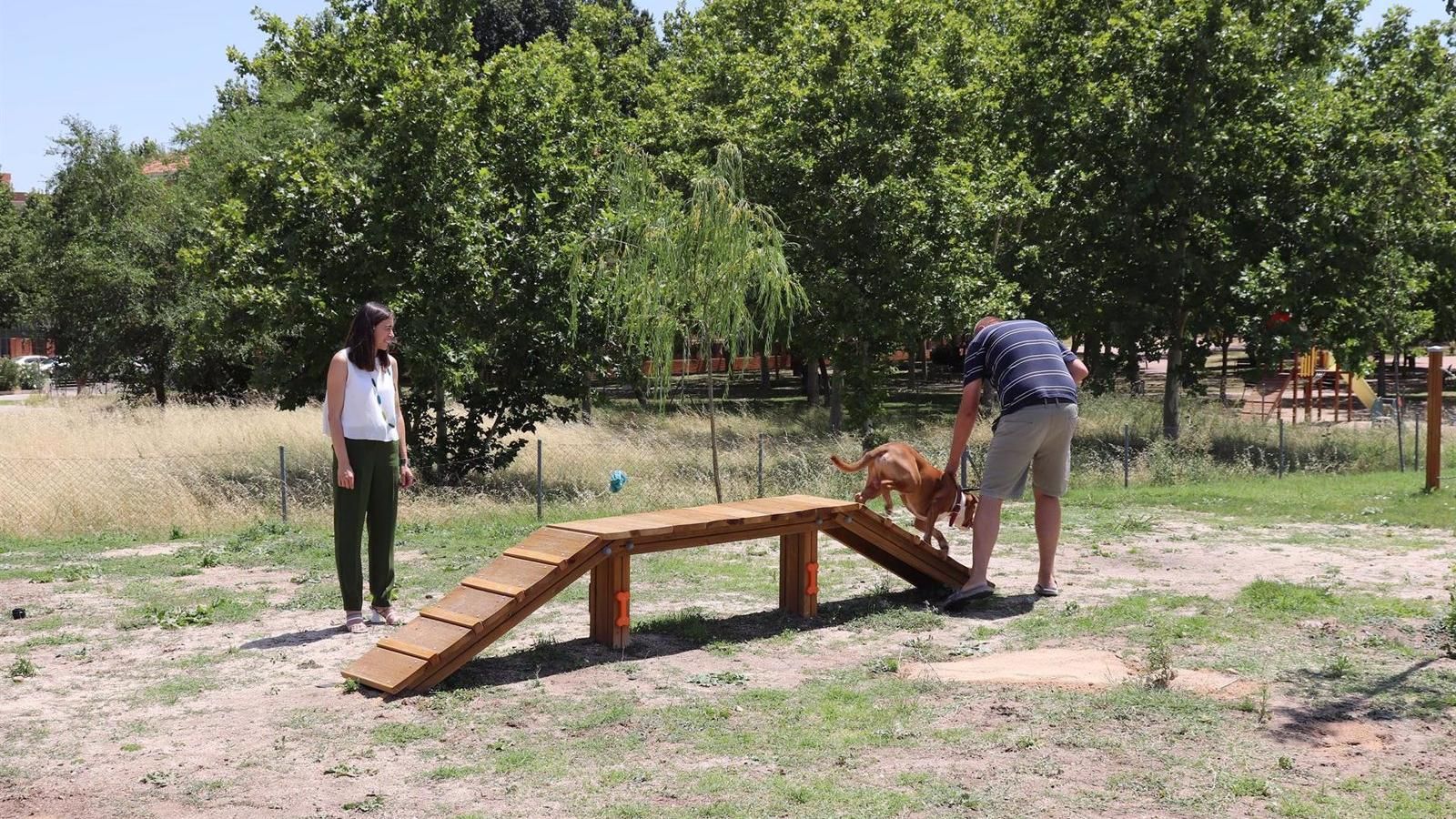 El primer circuito agility del Ciempozuelos ya está abierto para el disfrute de los vecinos