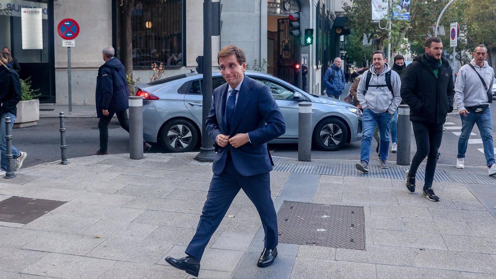 Martínez-Almeida pregunta a Marlaska por qué "trata mejor a terroristas de Tsunami Democràtic" que a los manifestantes en Ferraz