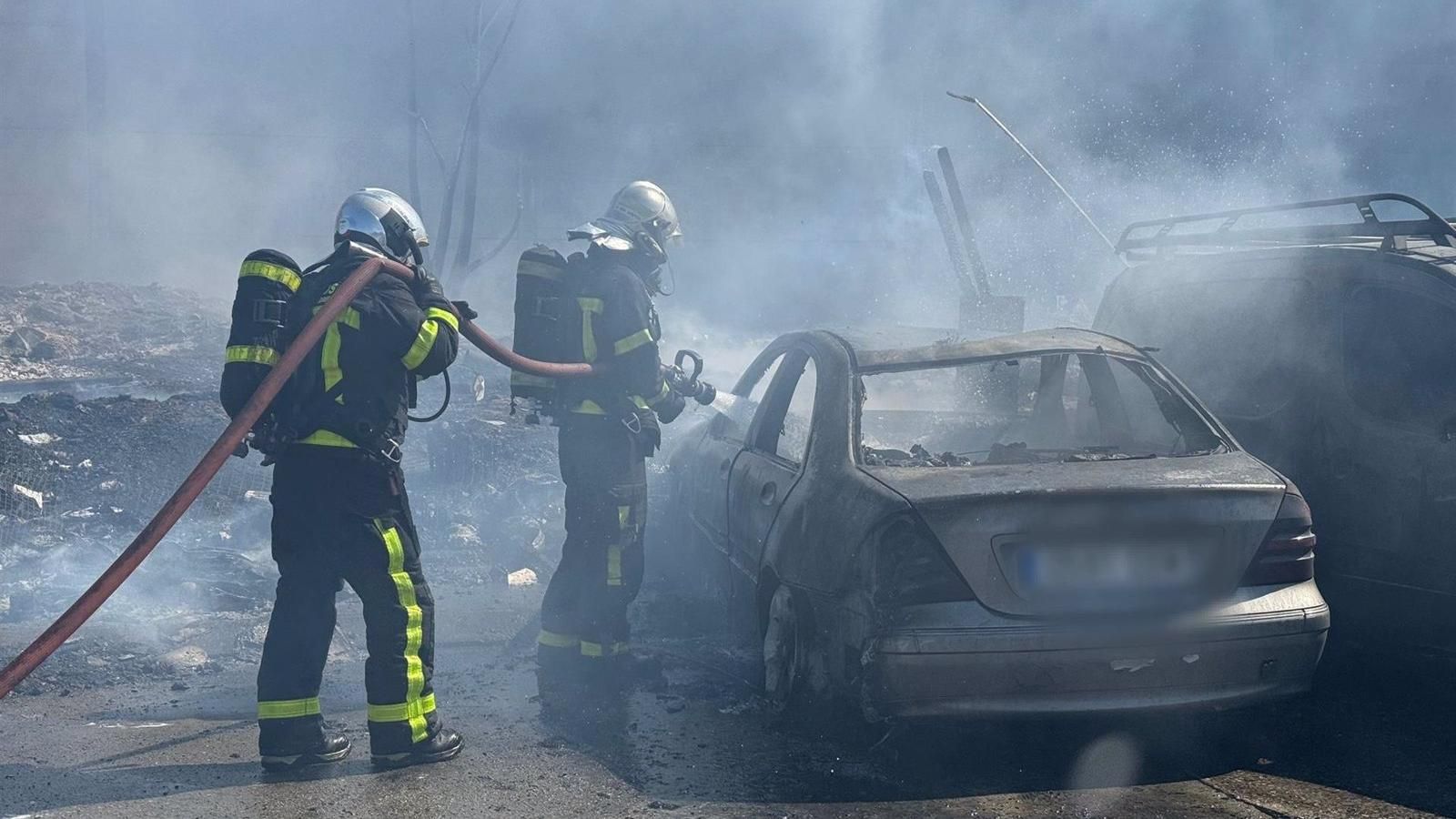 Un incendio en Leganés deja cuatro heridos, uno con quemaduras de segundo grado