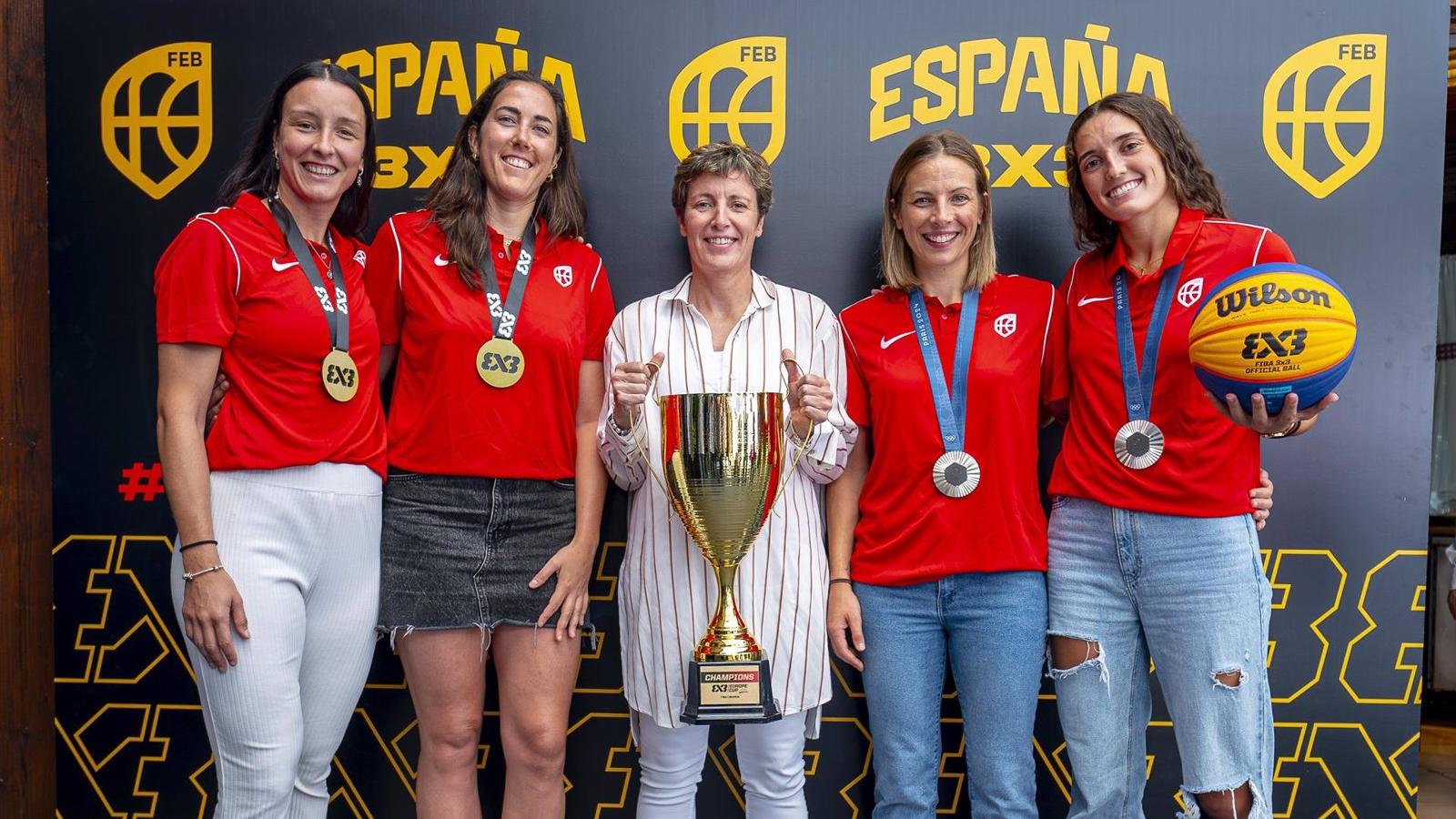 El baloncesto 3x3 femenino celebra sus éxitos en Madrid