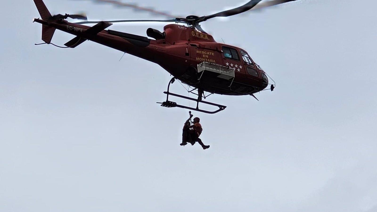 Rescatados tres senderistas heridos en una zona cercana al Cerro del Aire en Galapagar