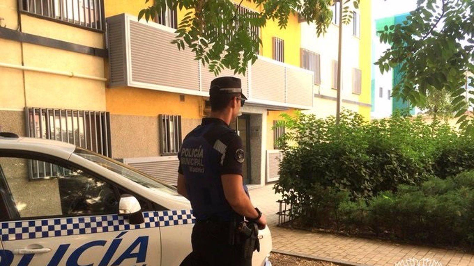 Arrestan a dos jóvenes por asalto sexual y vejación a una menor en una vivienda de Usera.