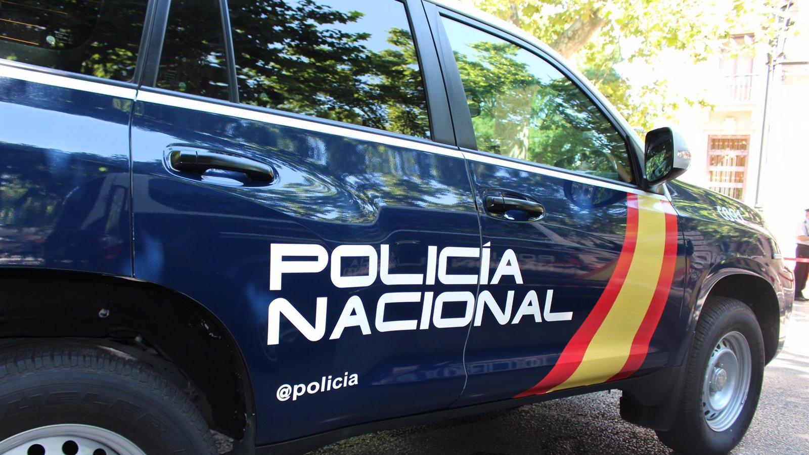 Gran persecución policial tras el hurto de una máquina de tabaco en Rivas