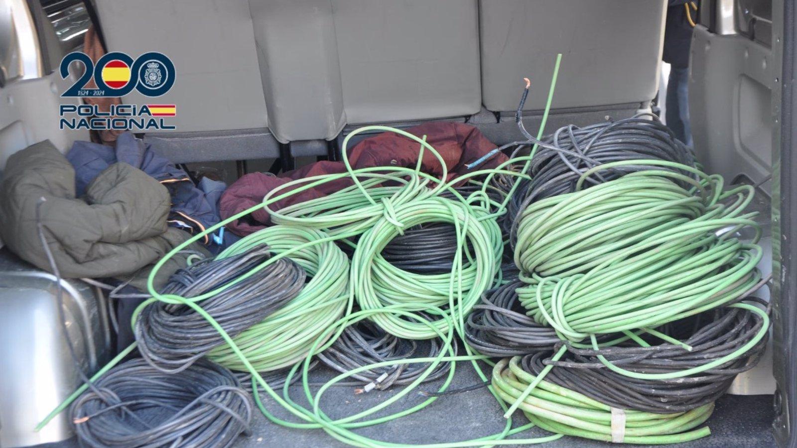 Detienen a cinco individuos por sustraer gran cantidad de cable de cobre en Fuenlabrada