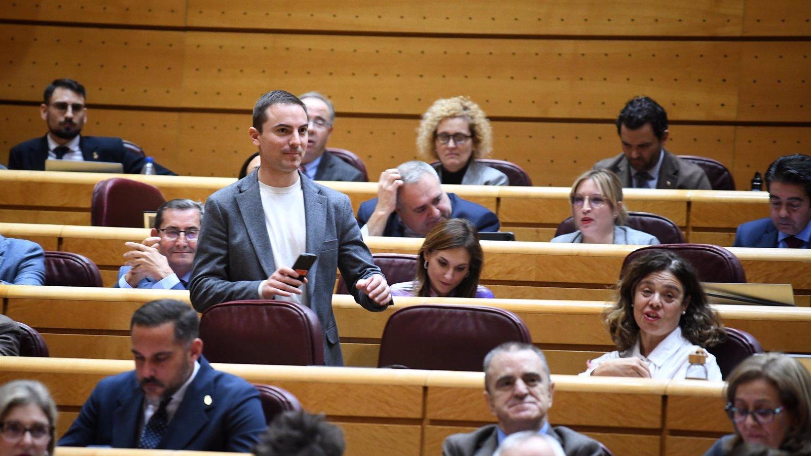 Lobato descarta presentarse a las primarias en el PSOE-M y mantendrá su escaño en Asamblea y Senado