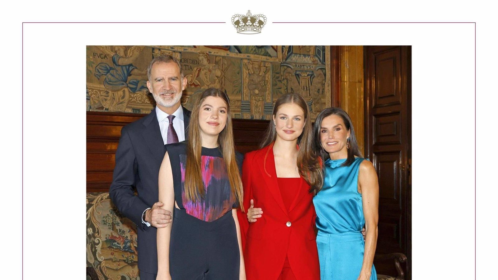 La Familia Real rinde homenaje a las víctimas de la DANA en su felicitación navideña