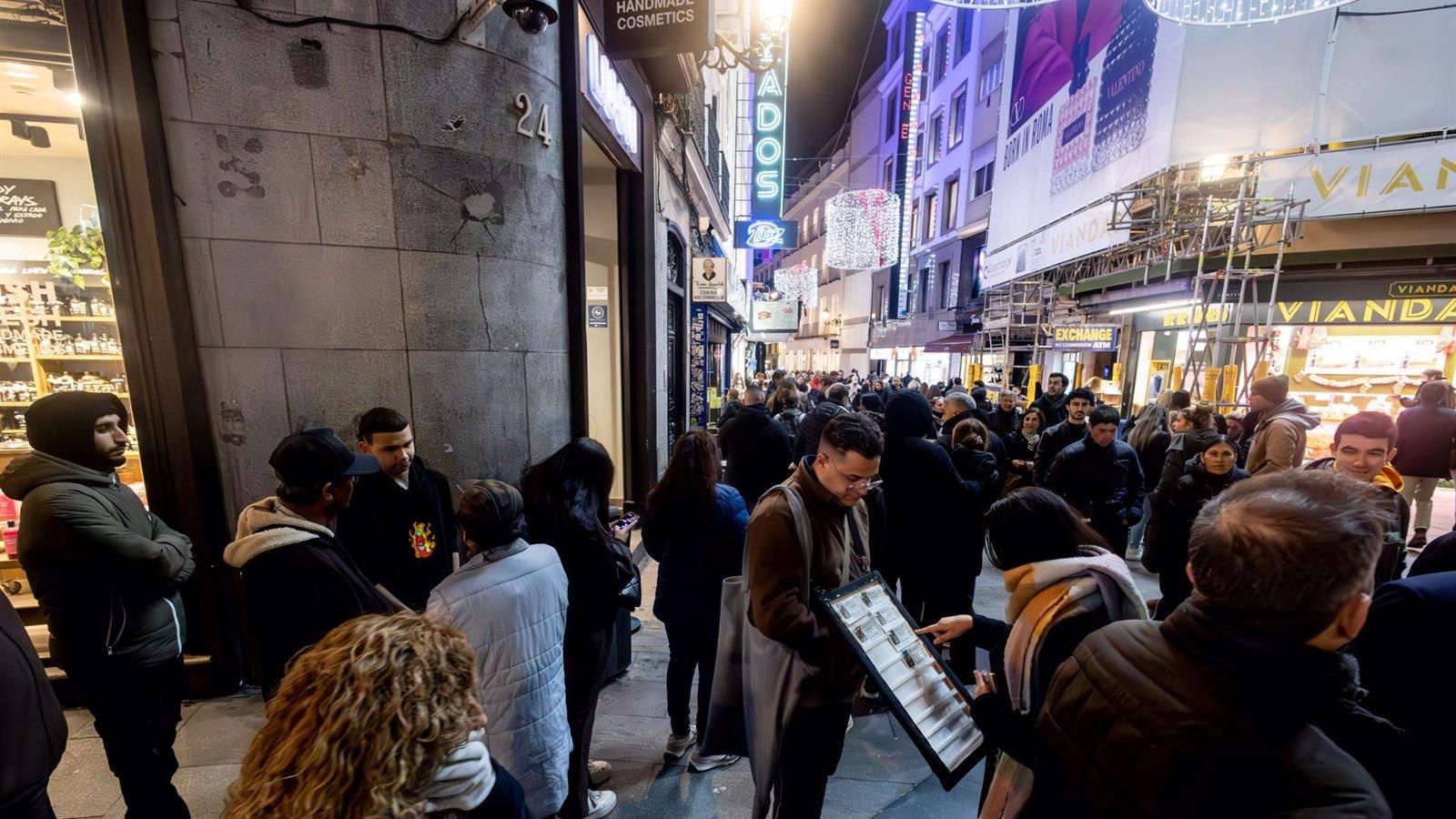 Alcalá de Henares celebra el primer quinto premio del sorteo - 37.876