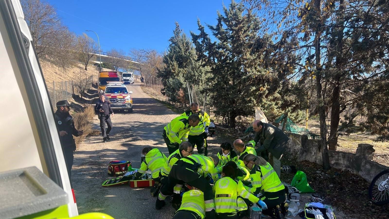 Un capellán del colegio Orvalle en estado crítico tras un accidente ciclista en Montecarmelo