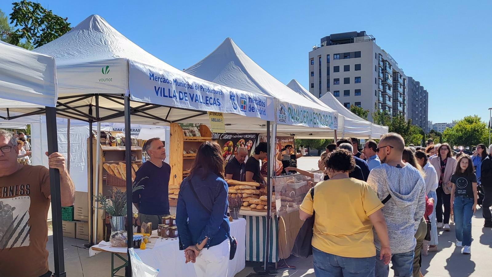 Madrid impulsa su red de mercados municipales con la llegada del Mercado de Latina