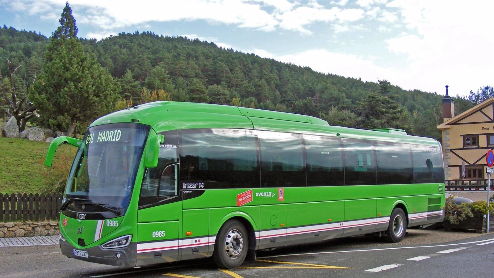 Madrid refuerza un 450% los autobuses interurbanos hacia la Sierra los fines de semana