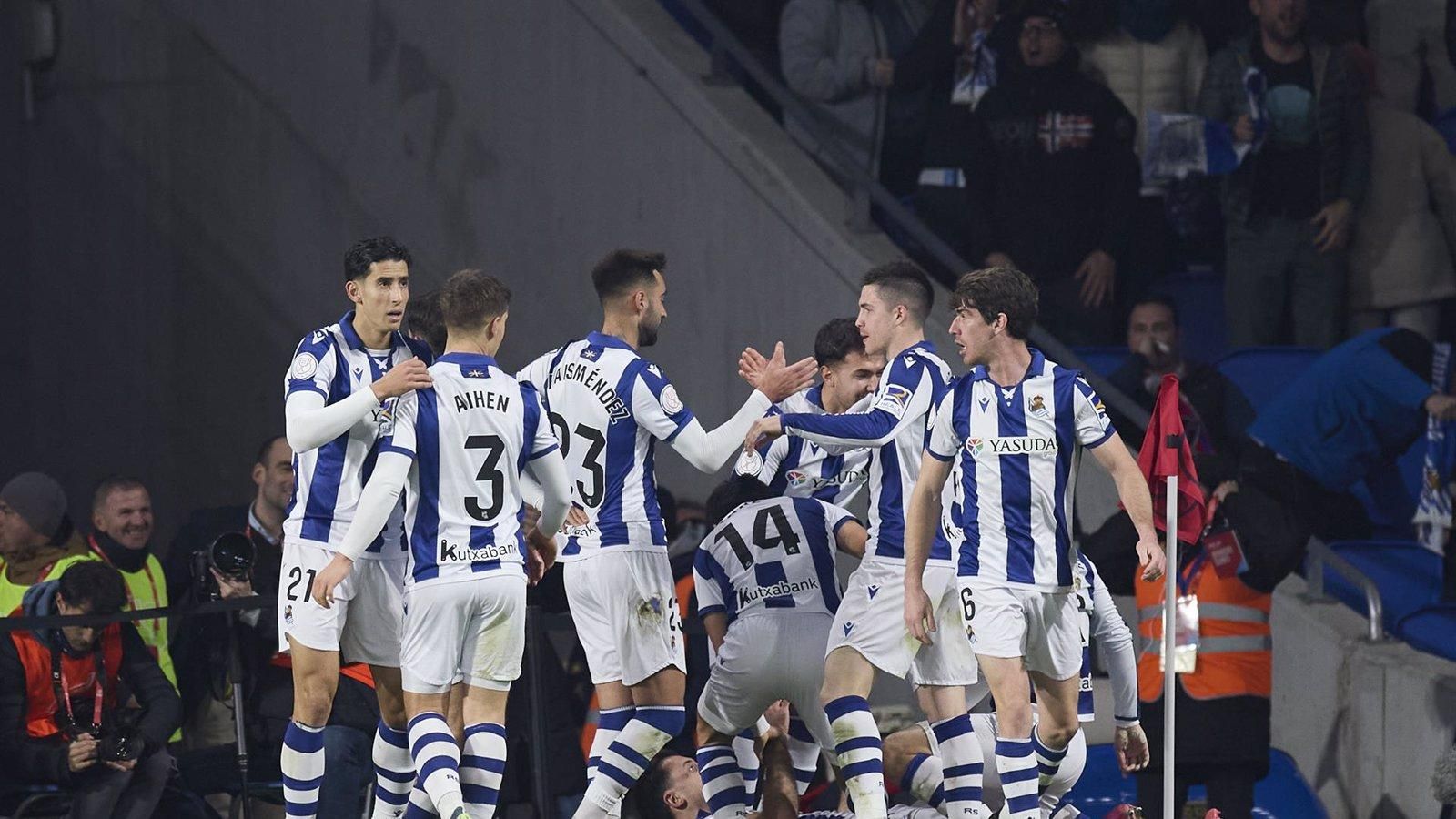 La Real Sociedad busca consolidar su buen momento en Copa frente a un Espanyol en alza