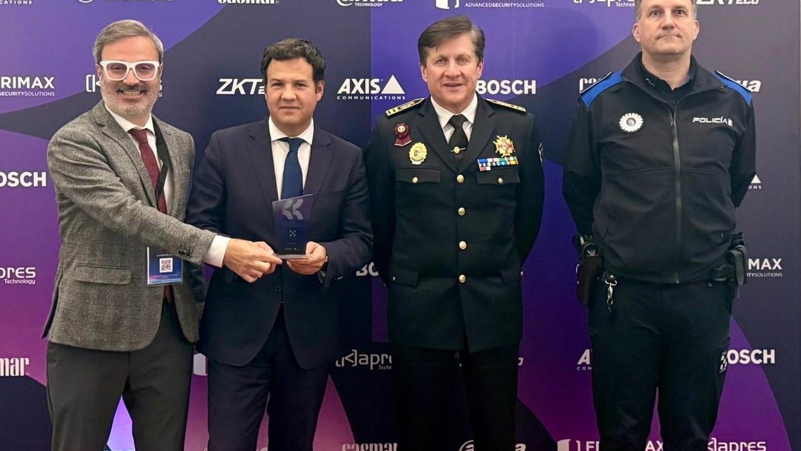 La Policía Local de Las Rozas recibe reconocimiento por su proyecto de cámaras inteligentes