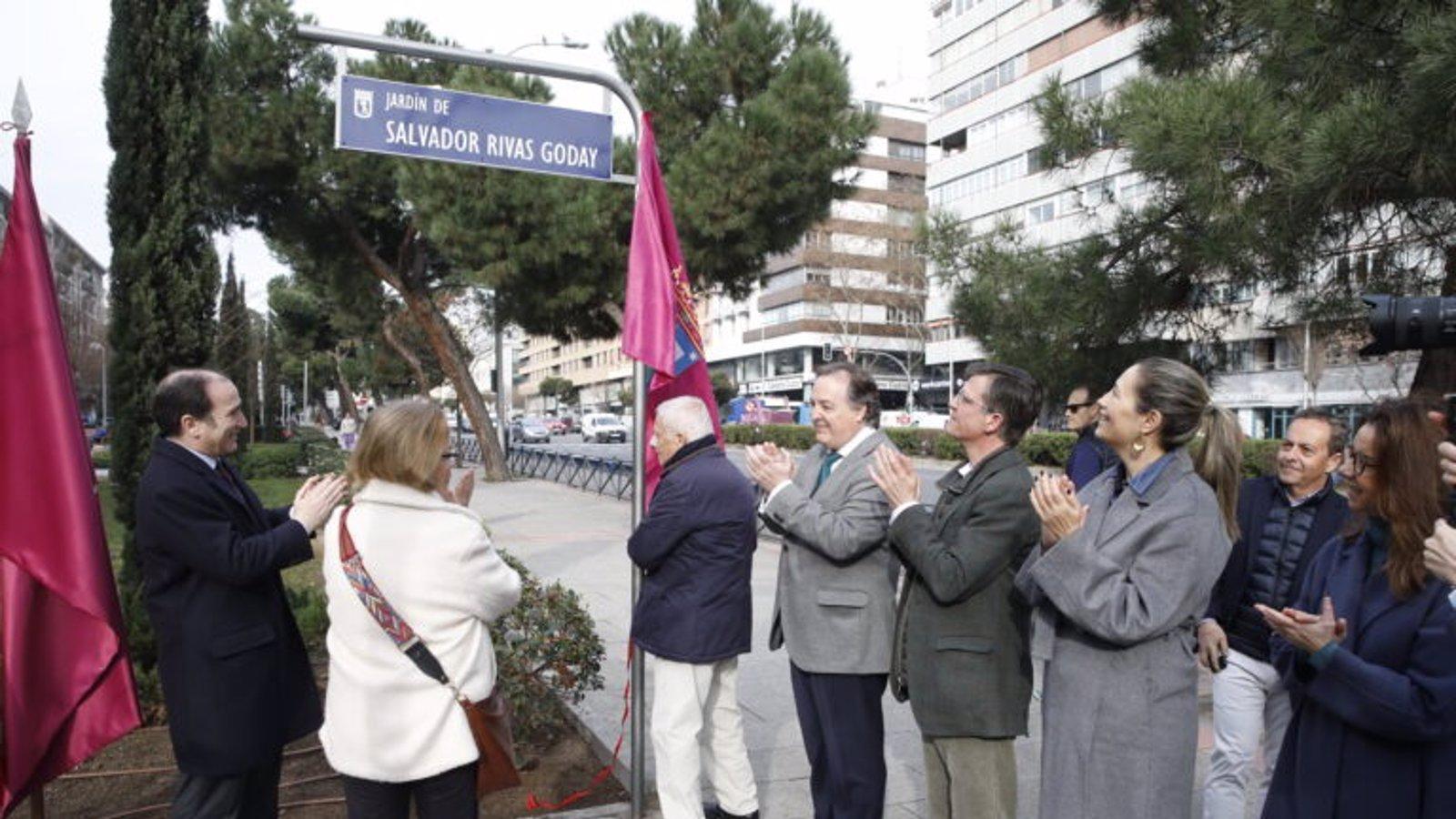 Salvador Rivas Goday es recordado en Madrid dando nombre a unos jardines en Chamberí