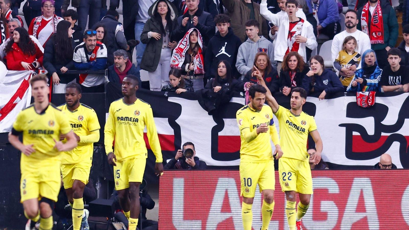 El Villarreal supera al Rayo Vallecano y el Espanyol triunfa en Mendizorroza