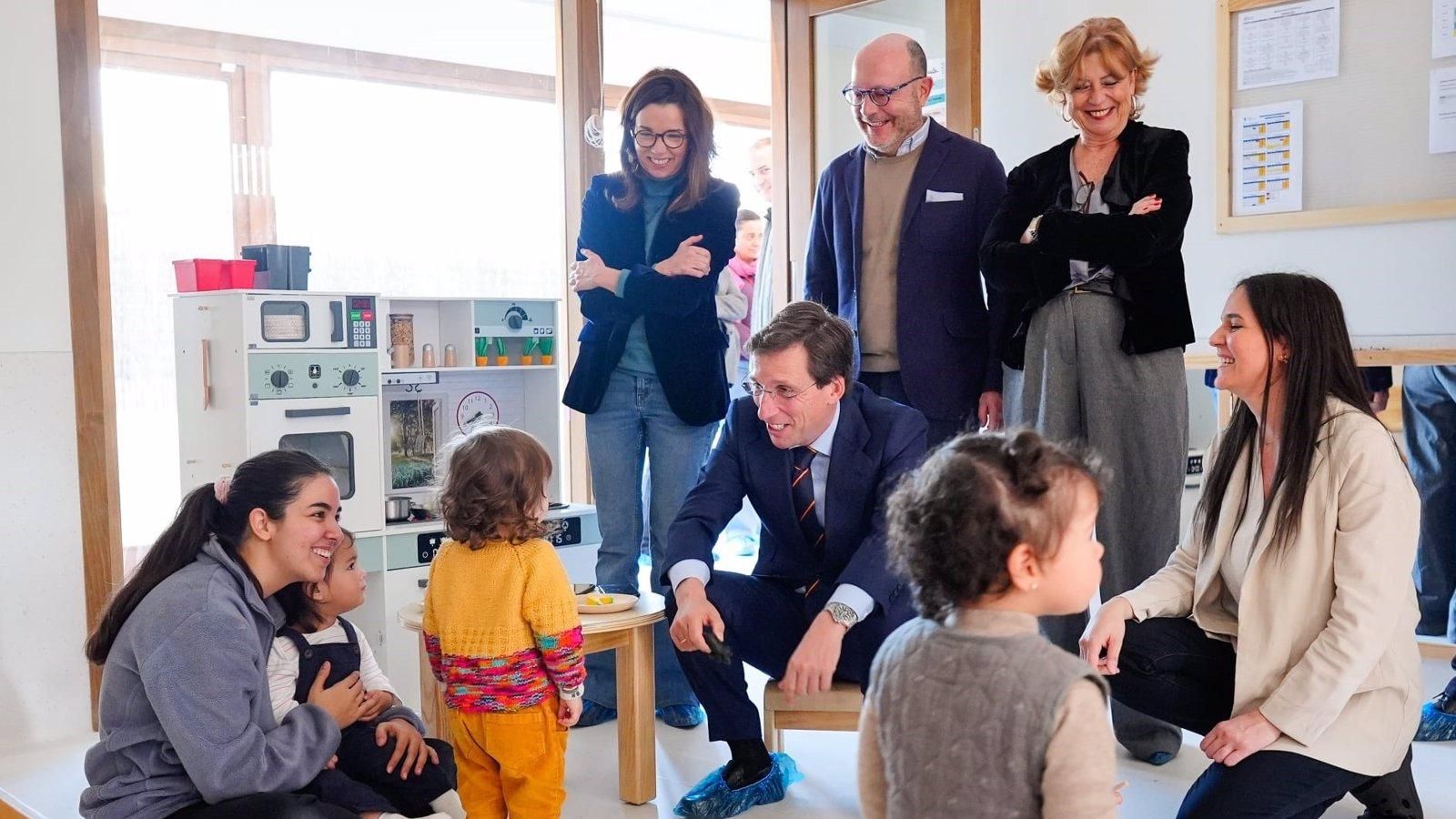 El Ayuntamiento de Madrid adelanta la beca infantil y pagará la ayuda cada dos meses