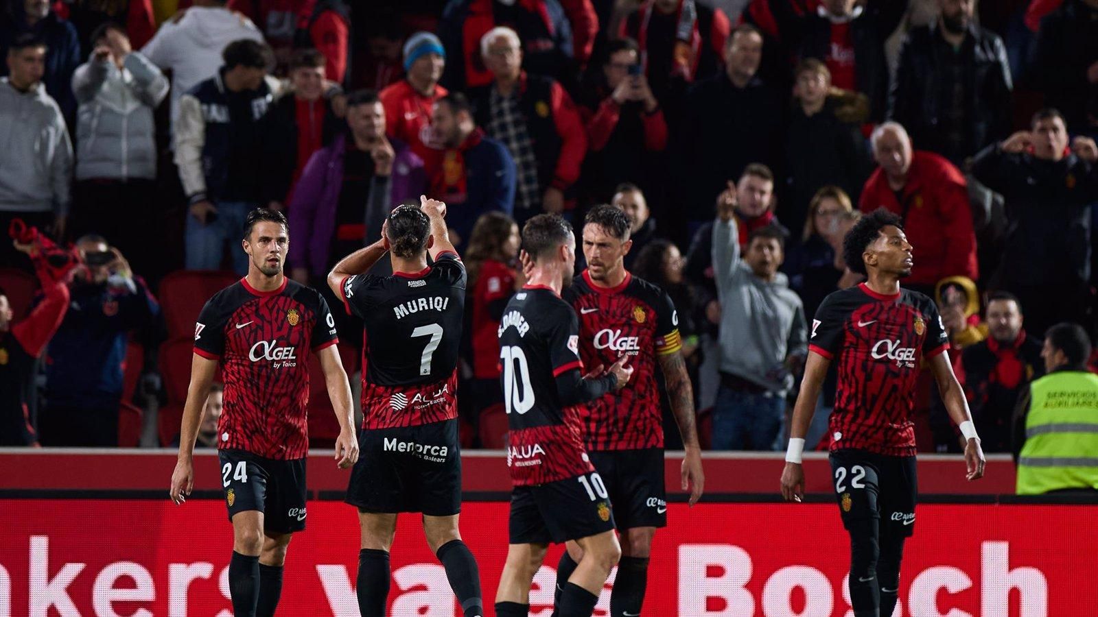 El Mallorca busca acercarse a Europa enfrentando al Alavés en apuros