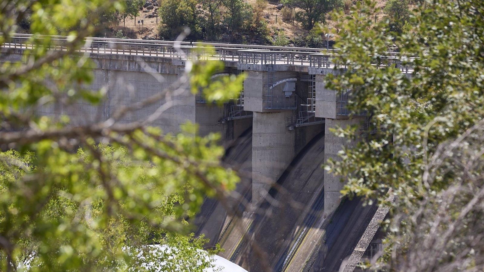 Canal de Isabel II inicia desembalses en cinco presas madrileñas para regular las crecidas por las lluvias