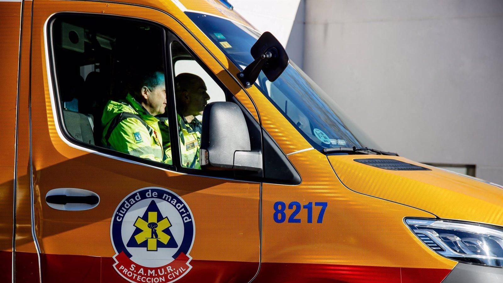 Fallece motorista en accidente tras impactar contra árbol en Ciudad Lineal