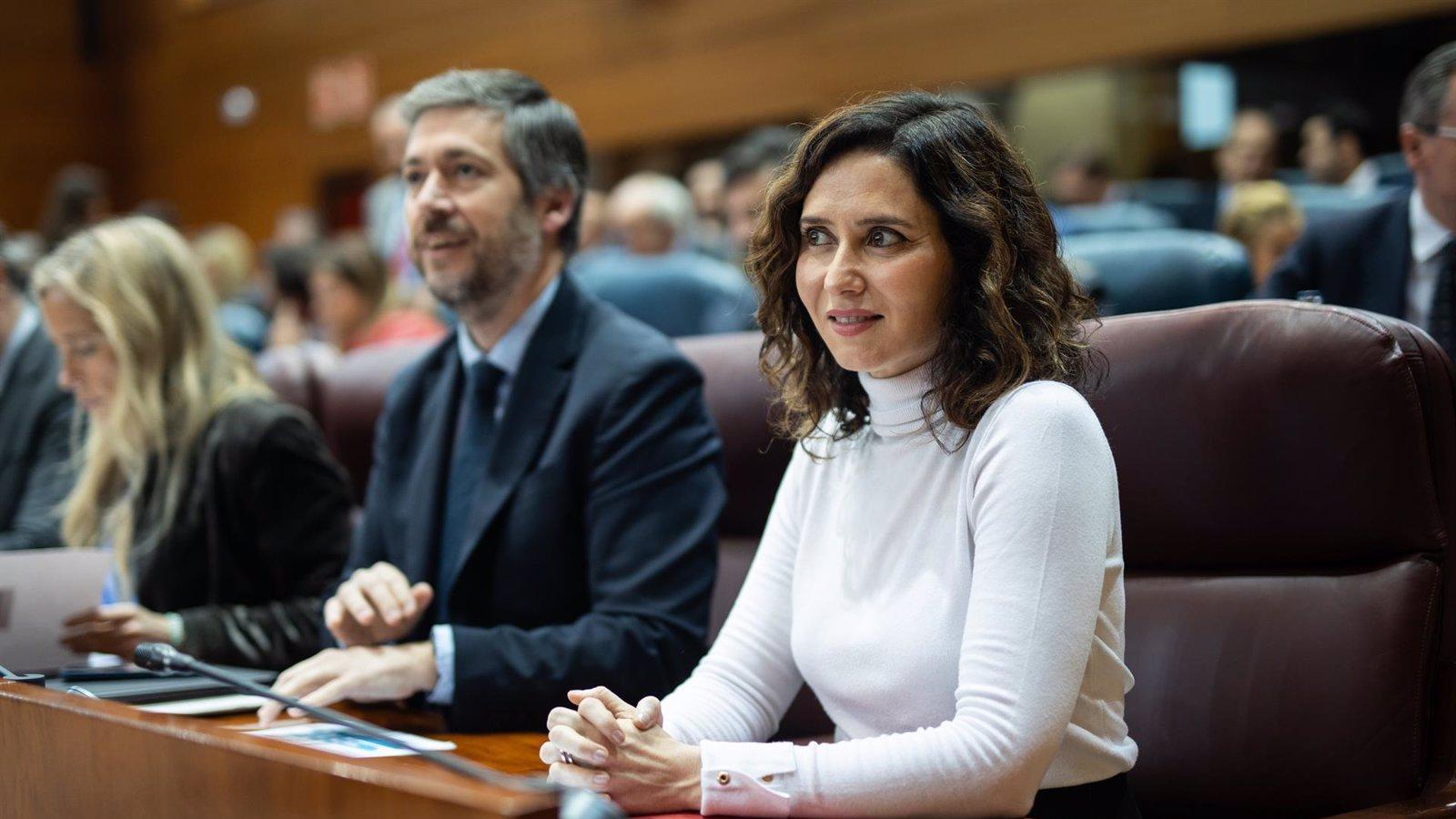 El PP y la izquierda se enfrentan en la Asamblea por los fallecidos en las residencias