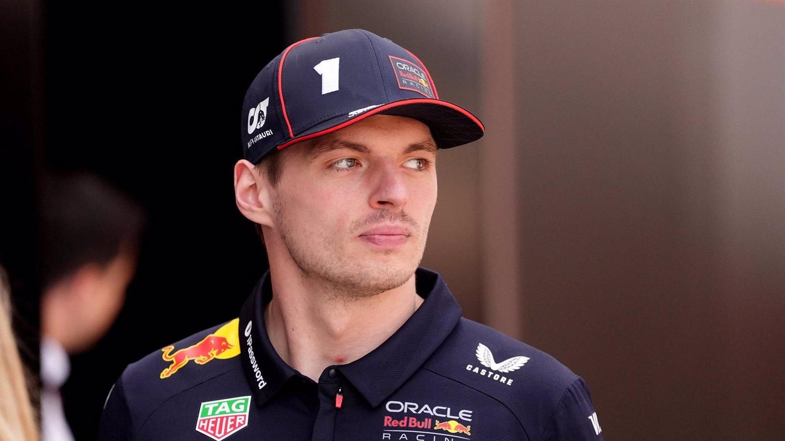 Verstappen reconoce el error en su maniobra con Russell durante la carrera