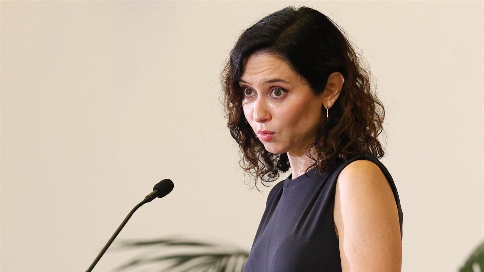 Ayuso defiende a Page y Lambán como referentes socialistas frente al caos del PSOE