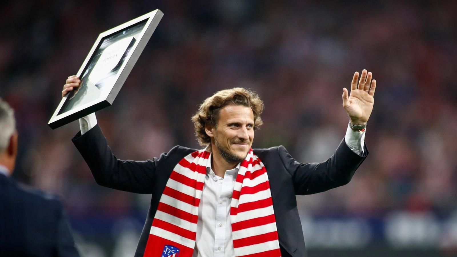Diego Forlán: "Es un orgullo muy grande el pertenecer a la historia del Atlético"