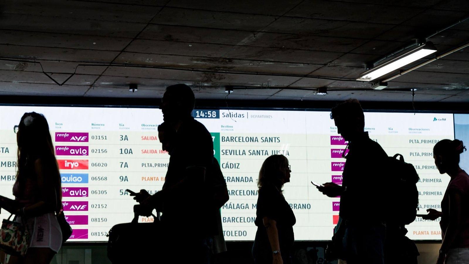 Retrasos de una hora en la alta velocidad entre Madrid y Levante por una incidencia en la señalización