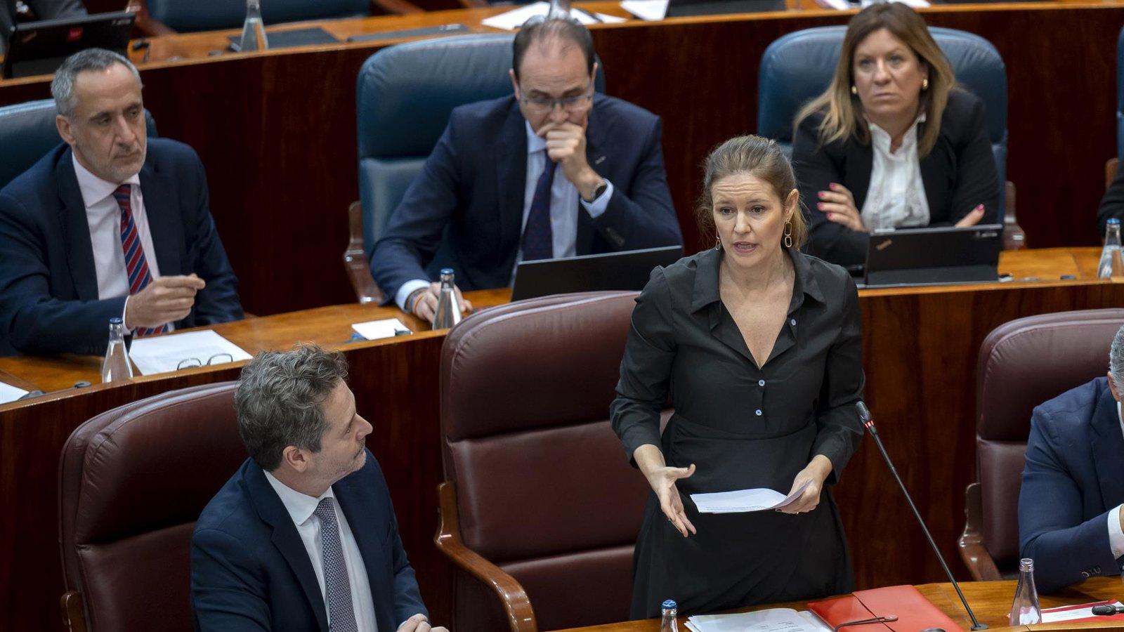 Ana Dávila rechaza cesar al gerente de AMAS y critica al PSOE por
