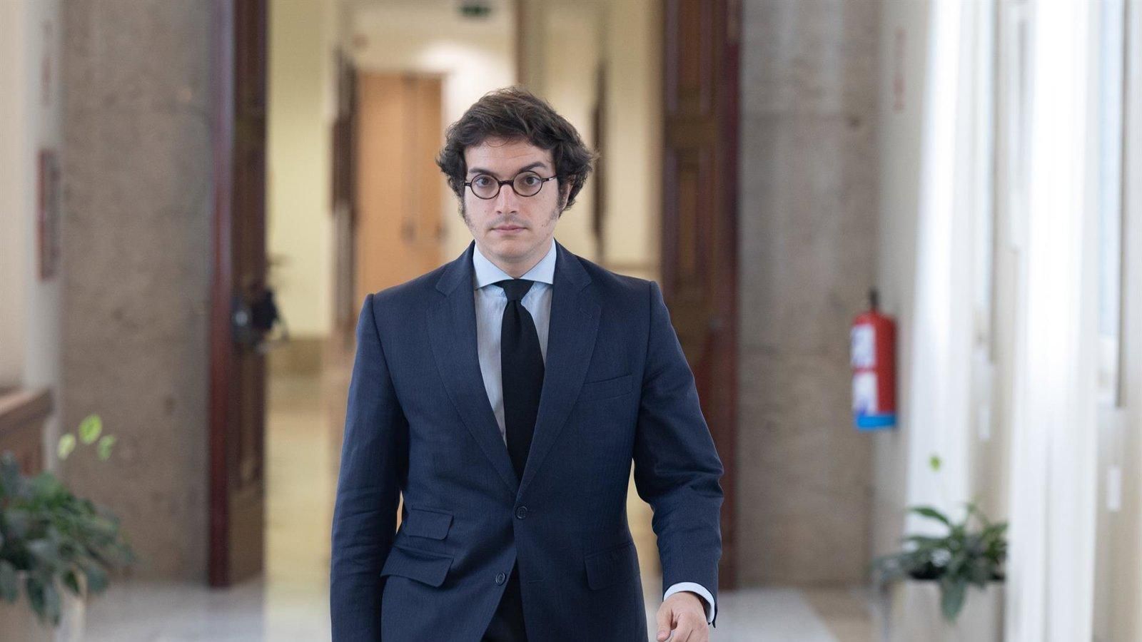 Figaredo califica de “cotilleo” la aprobación del presupuesto de Vox por WhatsApp y reta al PP a explicar cómo aprueba sus cuentas