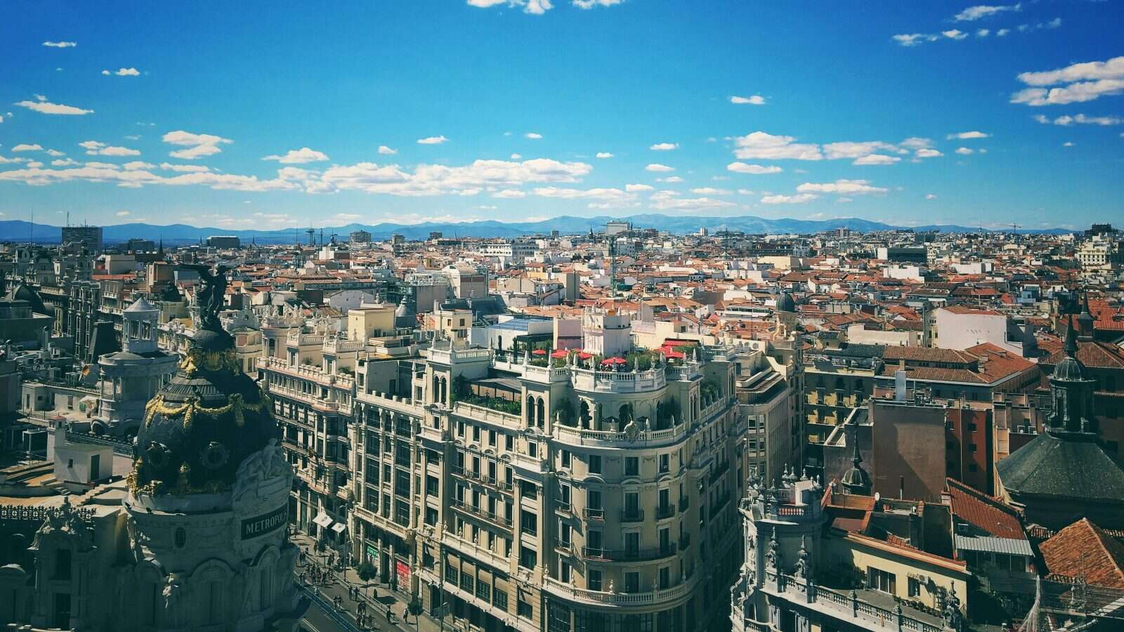 Actividades culturales en Madrid: Exposiciones, charlas sobre energías renovables y presentaciones literarias en la agenda semanal