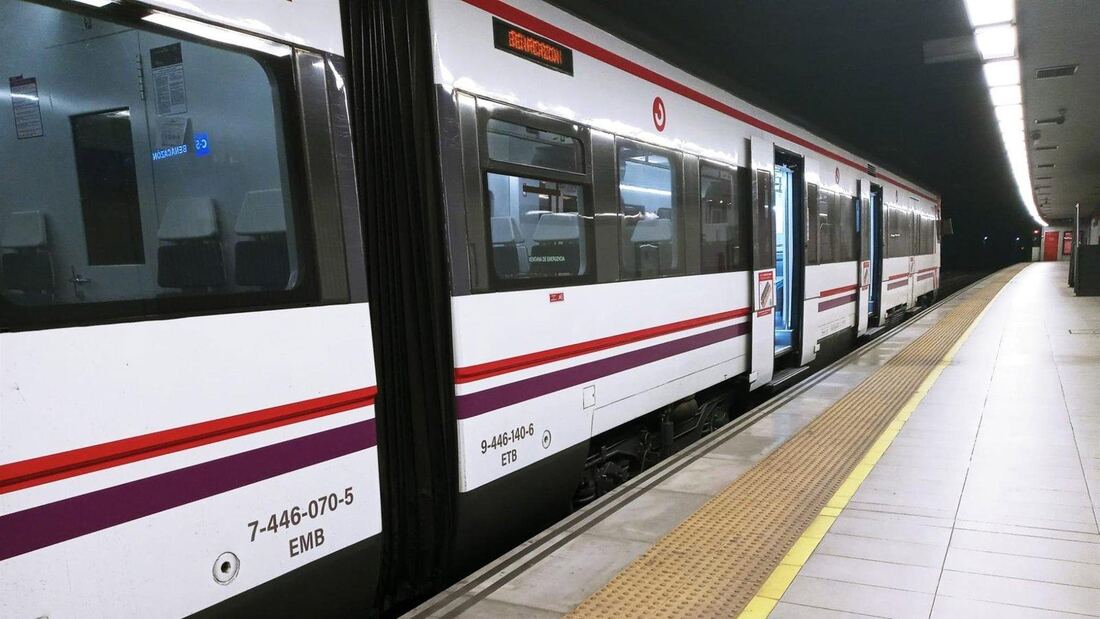 El Ayuntamiento de Madrid refuerza el transporte en Rejas por la falta de Cercanías