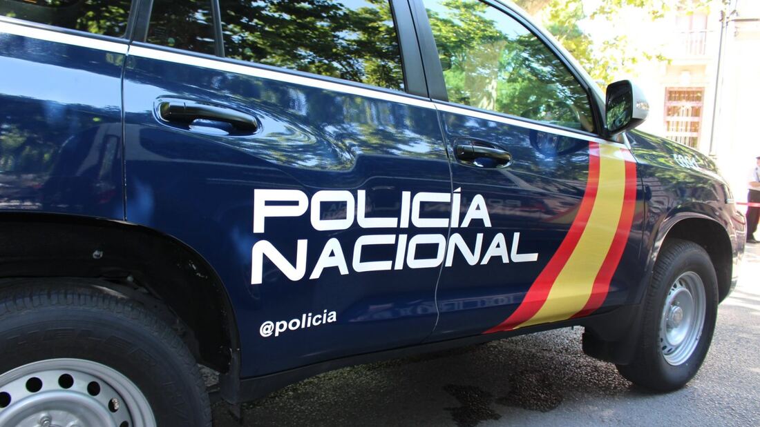 La Policía Nacional detiene en Alcalá a un hombre por 50 robos con fuerza en turismos
