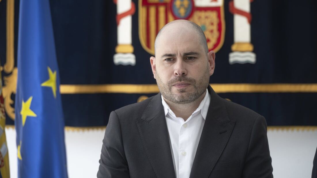 El delegado del Gobierno en Ceuta presenta su dimisión