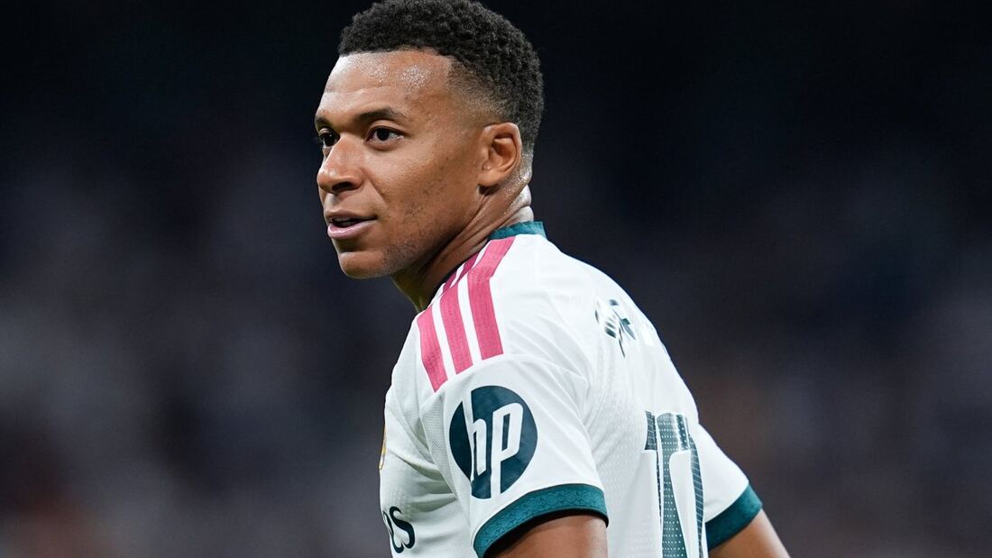 Mbappé aspira al Balón de Oro tras marcar 42 goles