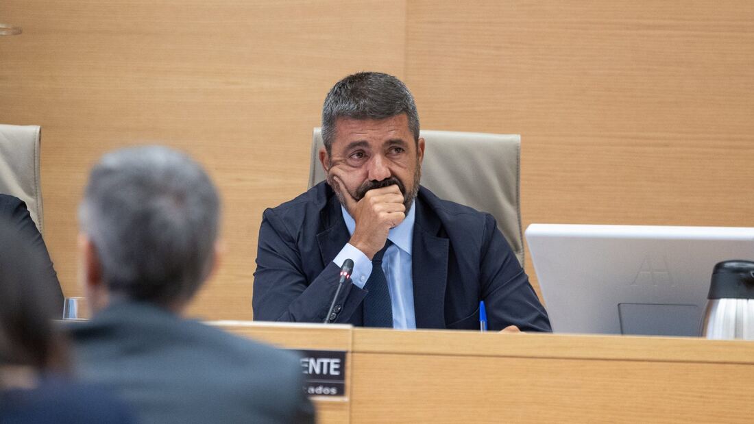 Mazón rechaza asumir responsabilidad política en el Senado